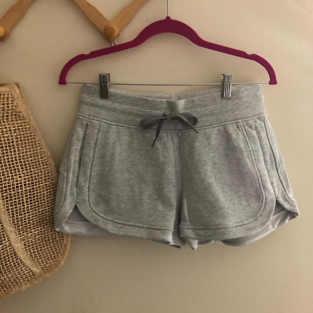 Lululemon | Gray Shorts
